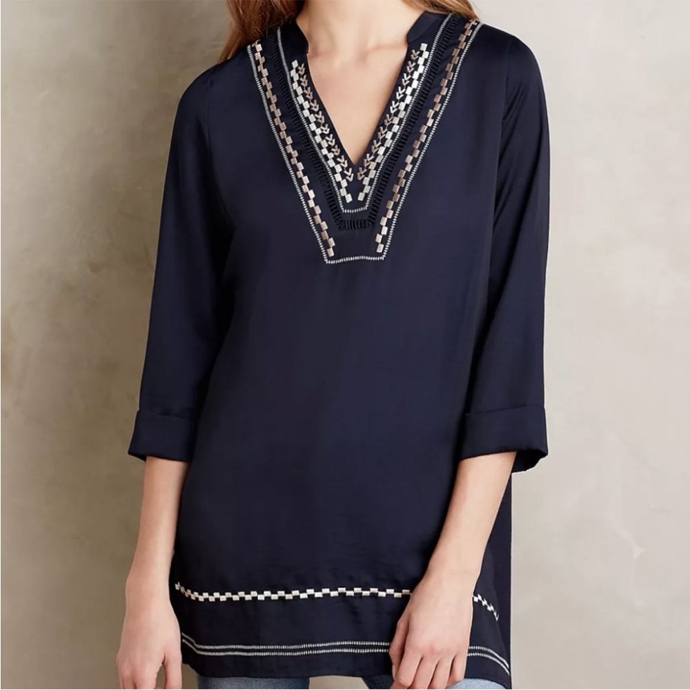 Dolan Anthropologie Top Blouse Embroidered Dark Blue 3/4 Sleeves V-Neck Medium